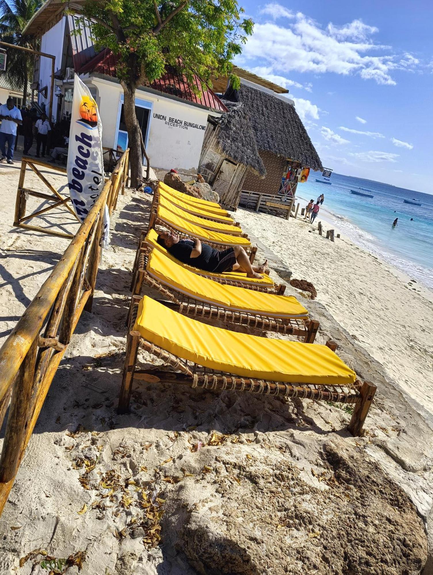 Zanzi Beach Hotel Nungwi Luaran gambar